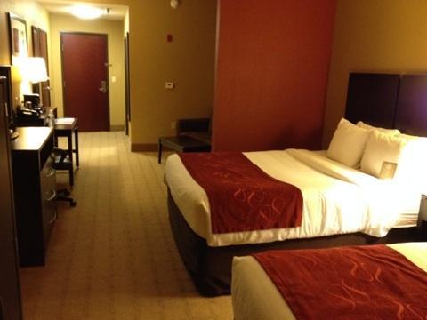 Comfort Suites Tupelo Room photo